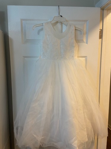 Flower girl first communion - flower, girl/
