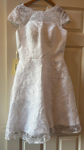 Nwt jaeden white gown - gown, lace