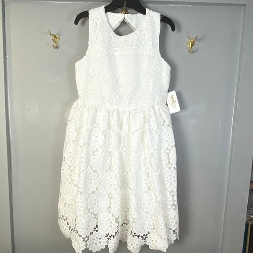 Nwt formal white lace - white,