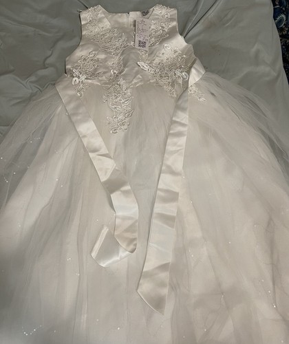 Girl 4 11f - 4.07-4.11f, white